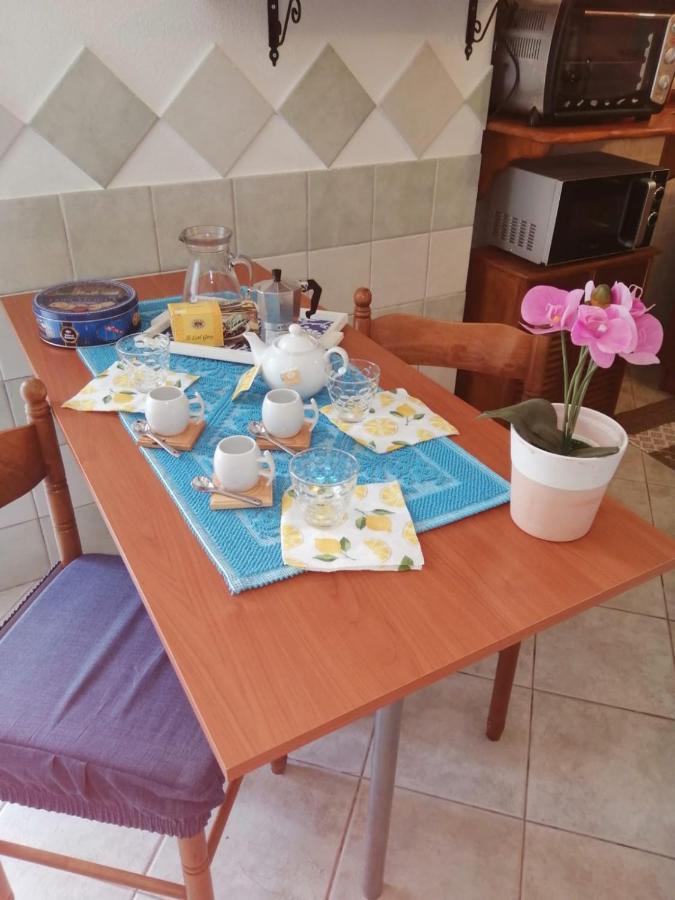 Appartamenti Le Conchiglie E Le Stelle Marine Cala Gonone Buitenkant foto